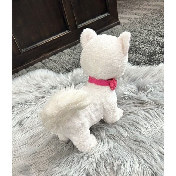 IMC Toys White Cat Plush Bianca. Playful Life-like Interactive Plush - Picture 5 of 9
